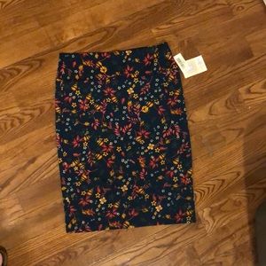 Lularoe Cassie ⚡️3/$20